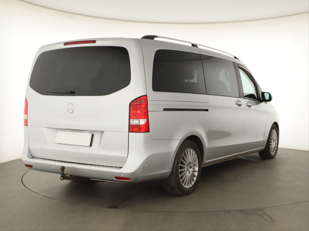 Mercedes-Benz V