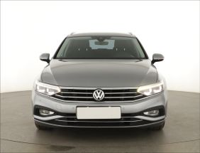 Volkswagen Passat - 2020