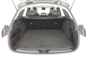 Mercedes-Benz GLC - 2025