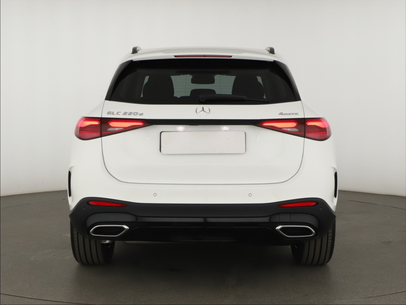 Mercedes-Benz GLC - 2025