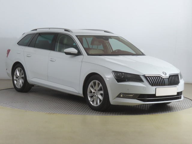 Škoda Superb 2018