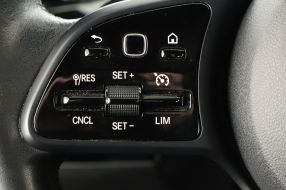 Mercedes-Benz A - 2018