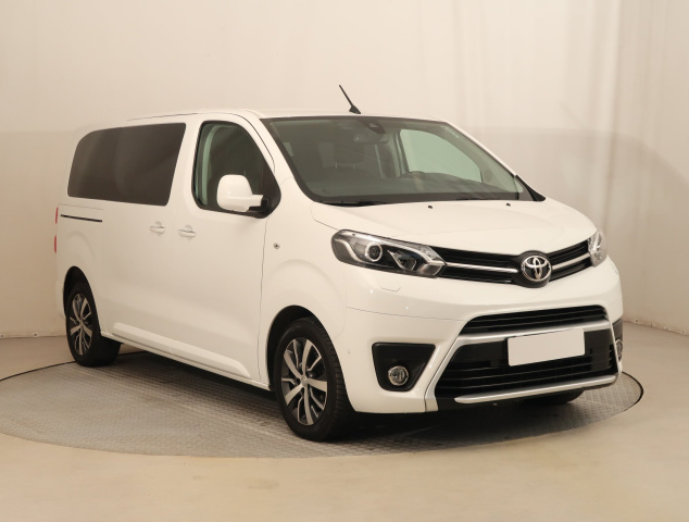 Toyota Proace Verso 2021