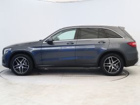 Mercedes-Benz GLC - 2016