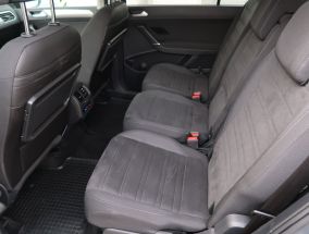 Volkswagen Touran - 2022