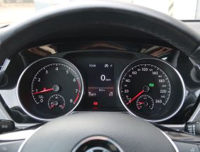 Volkswagen Touran - 2022