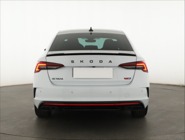 Škoda Octavia - 2025