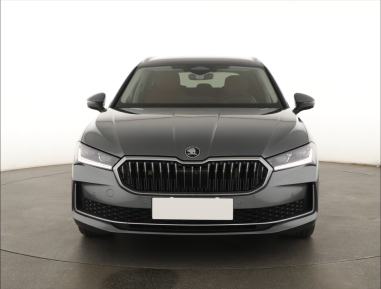 Škoda Superb - 2025