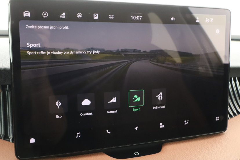 Škoda Superb, 2025