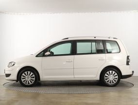 Volkswagen Touran - 2010