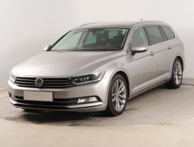 Volkswagen Passat - 2015