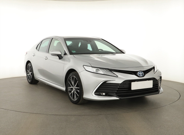 Toyota Camry 2023