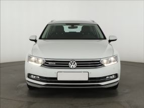 Volkswagen Passat - 2015