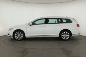 Volkswagen Passat - 2015