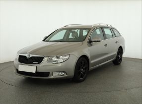 Skoda Superb - 2012