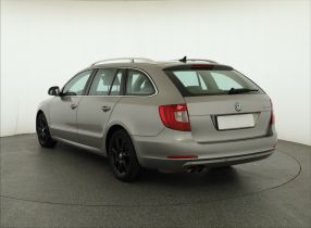 Skoda Superb - 2012