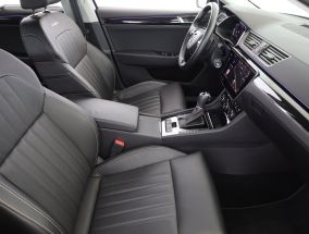 Škoda Superb - 2022