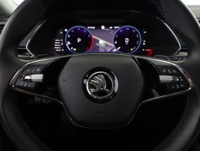 Škoda Superb - 2022