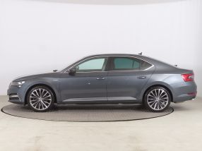 Skoda Superb - 2022