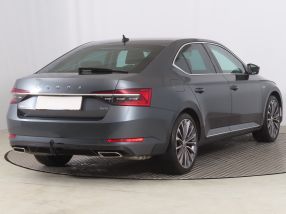 Škoda Superb - 2022
