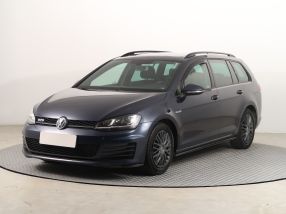 Volkswagen Golf - 2016