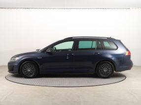 Volkswagen Golf - 2016