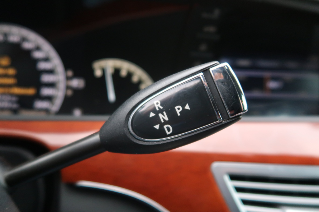 Mercedes-Benz S