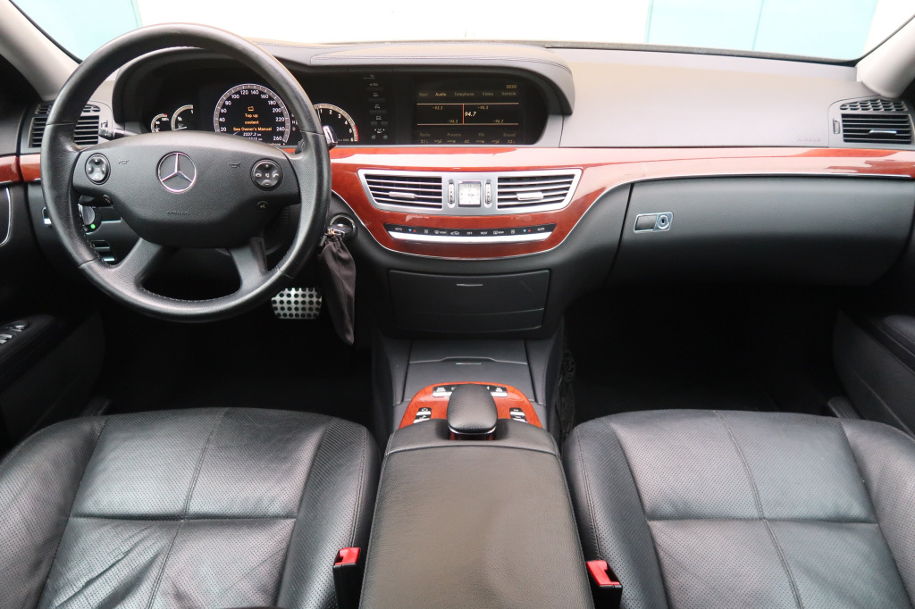 Mercedes-Benz S