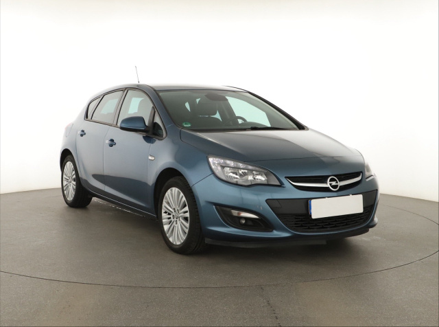 Opel Astra 2015