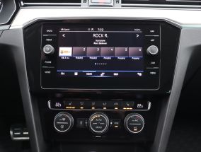 Volkswagen Passat - 2020