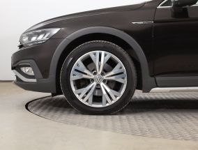 Volkswagen Passat - 2020