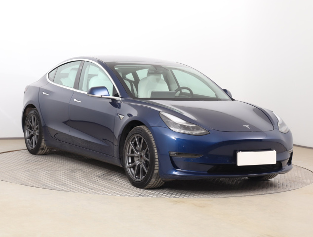 Tesla Model 3 2019
