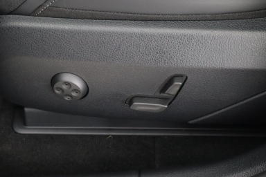 Mercedes-Benz GLC - 2025