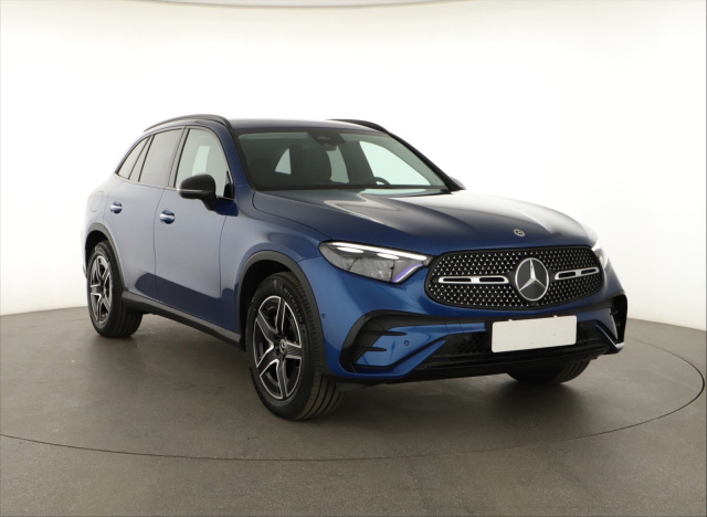 Mercedes-Benz GLC 2025
