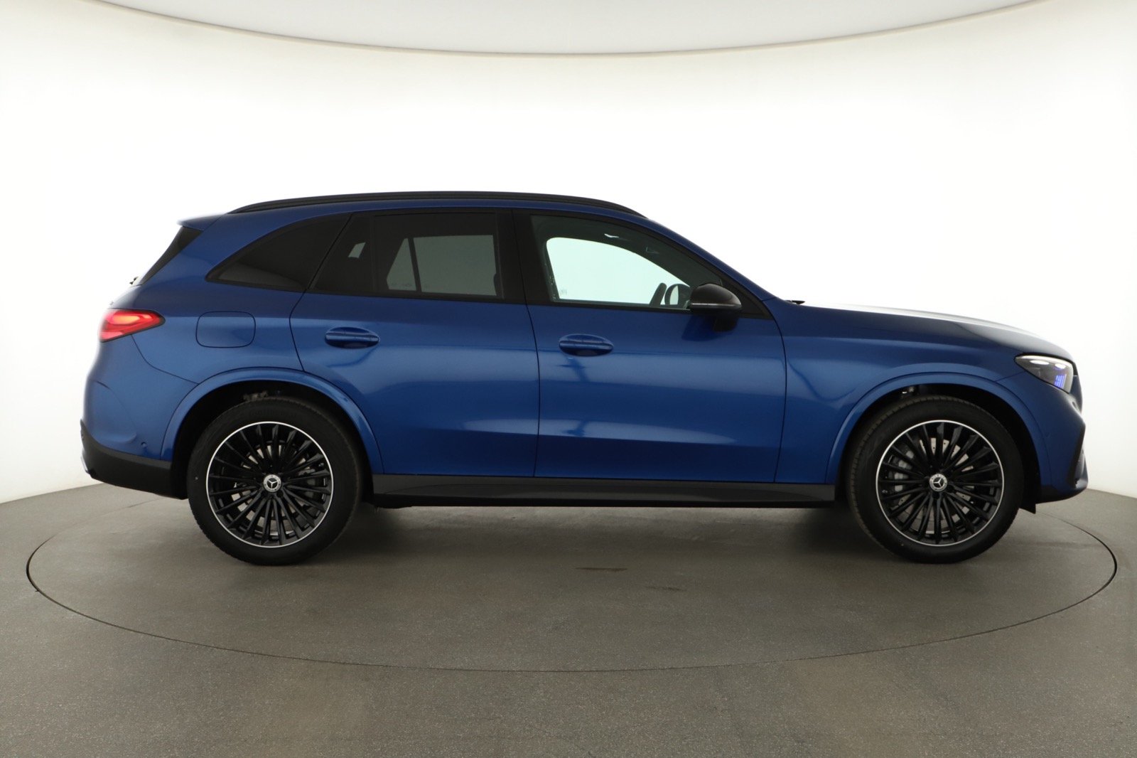Mercedes-Benz GLC - 2025