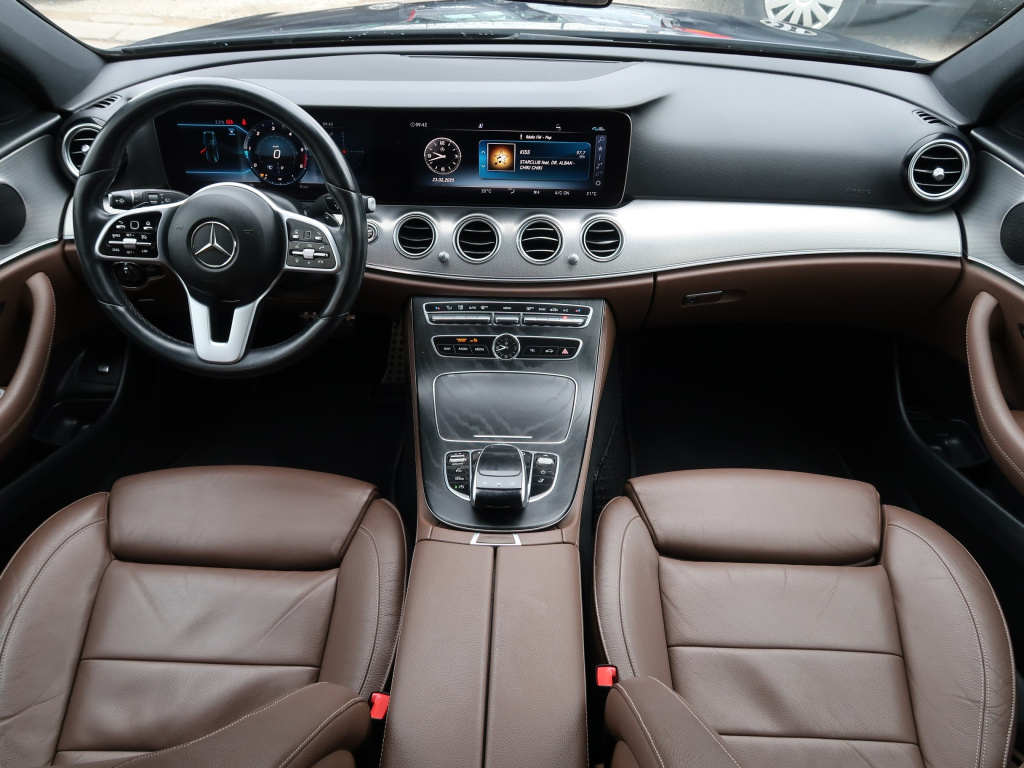 Mercedes-Benz E