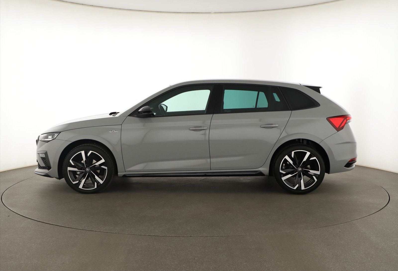 Škoda Scala - 2025