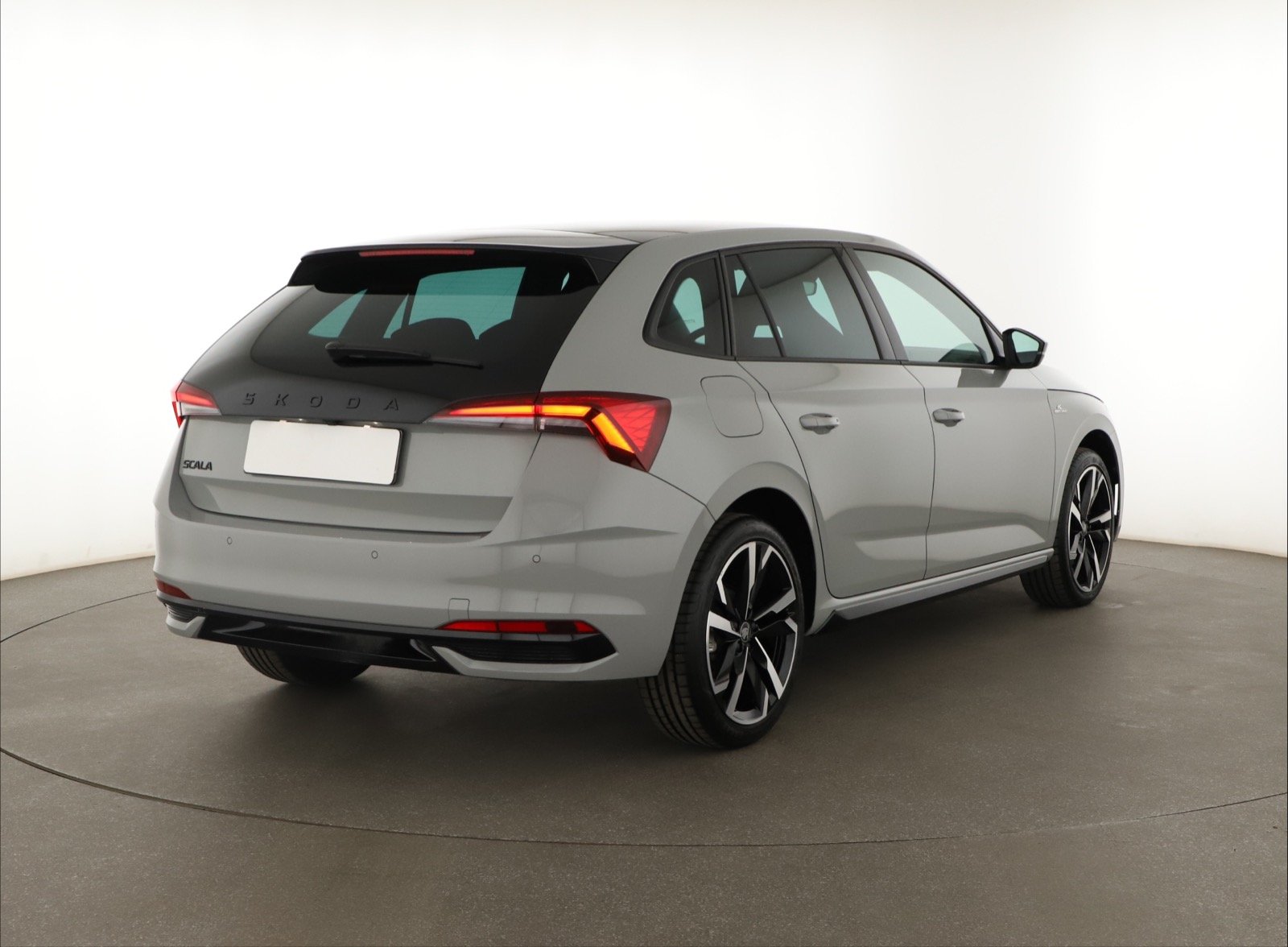 Škoda Scala - 2025