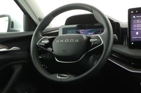 Škoda Superb - 2025
