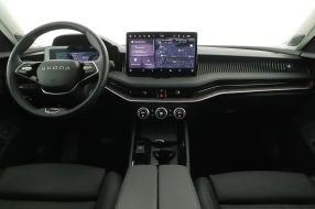 Škoda Superb - 2025