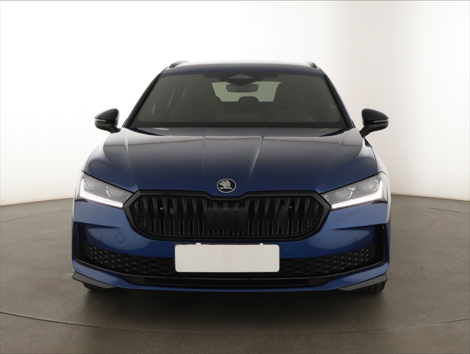 Škoda Superb - 2025