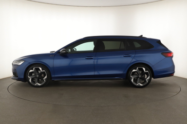 Škoda Superb - 2025