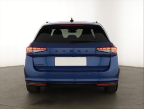 Škoda Superb - 2025