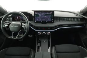 Škoda Superb - 2025