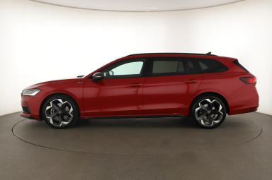 Škoda Superb - 2025