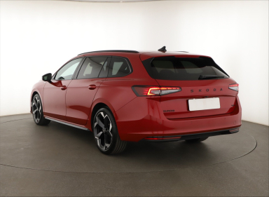 Škoda Superb - 2025