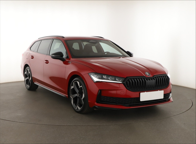 Škoda Superb 2025