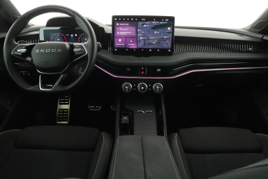 Škoda Superb - 2025