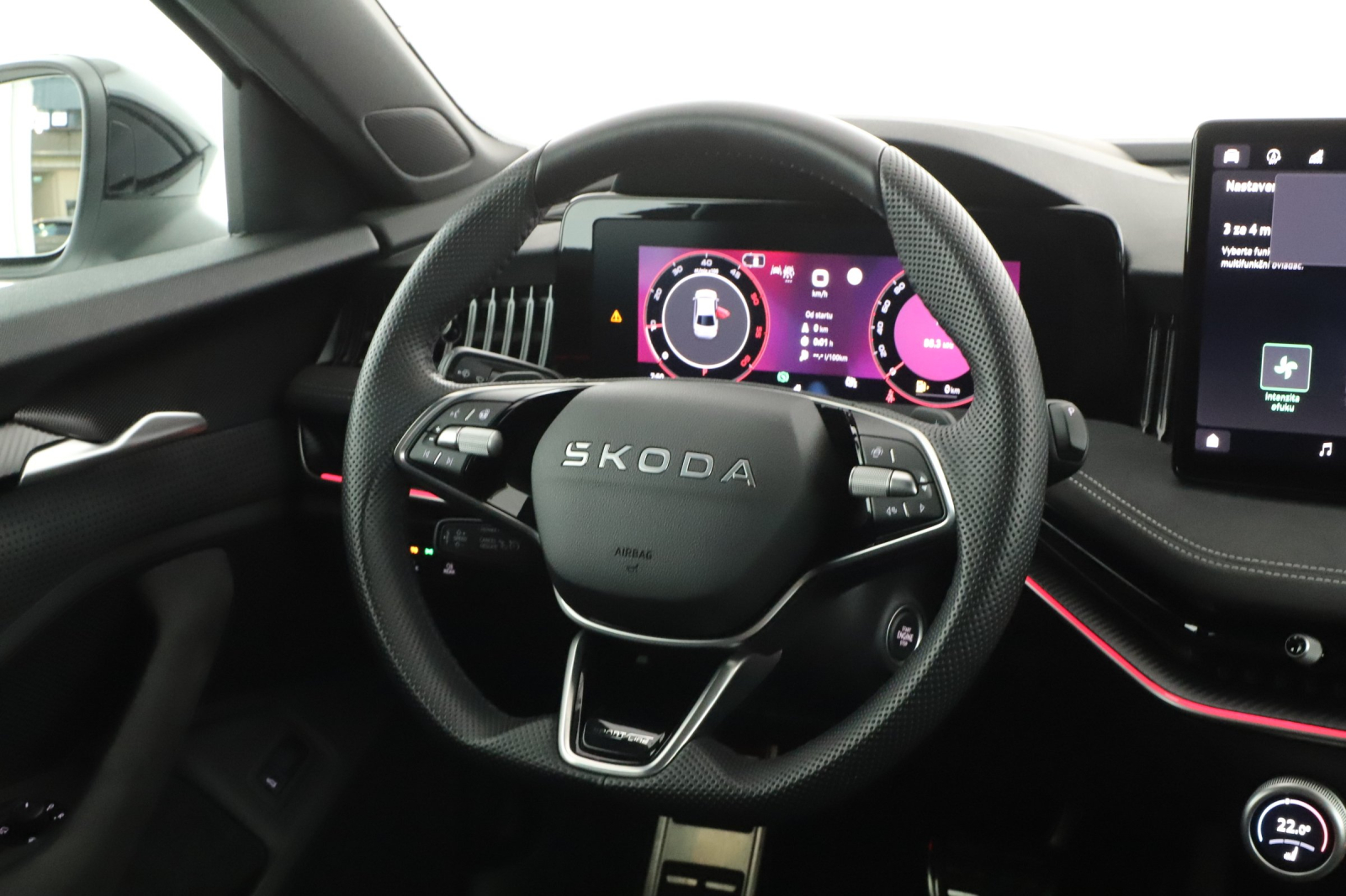 Škoda Superb - 2025