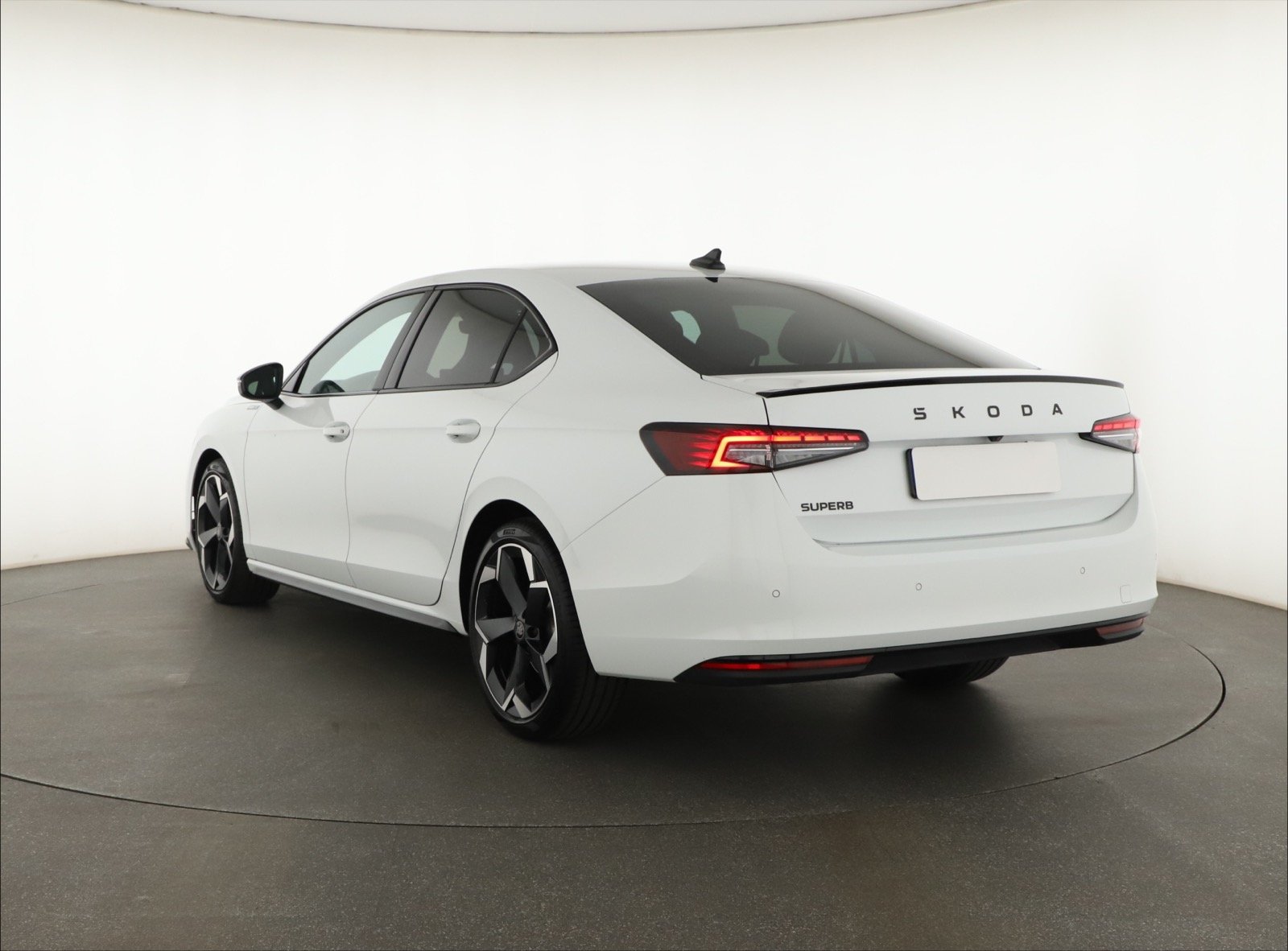 Škoda Superb - 2025